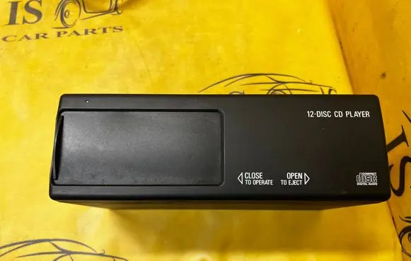 Chevrolet Corvette C5 CD/DVD changer 25685332