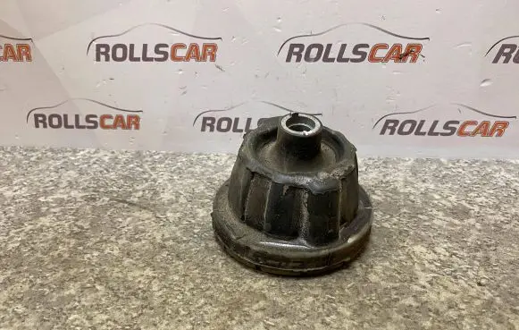 Mercedes-Benz C W203 Front upper strut mount A2033200273