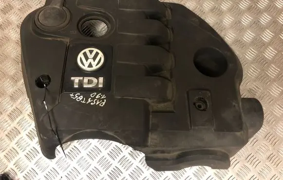 Volkswagen PASSAT B5.5 Engine cover (trim) 038103925GL