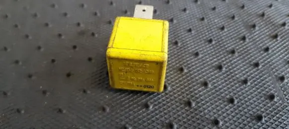 Opel Combo C Other relay 90226846 V23134-J52-X369