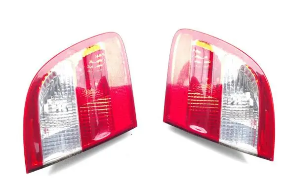 Mercedes-Benz E W211 Tailgate rear/tail lights A2118201464 A2118201364