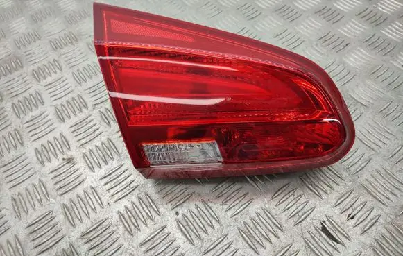 KIA Ceed Tailgate rear/tail lights