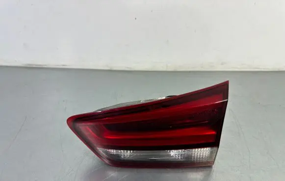 Hyundai i30 Tailgate rear/tail lights 92404G4