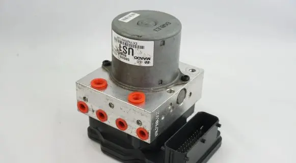 KIA Sportage ABS Pump 589201D700 5WY7F06B