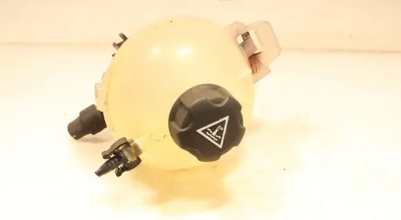 Peugeot 308 Coolant expansion tank/reservoir
