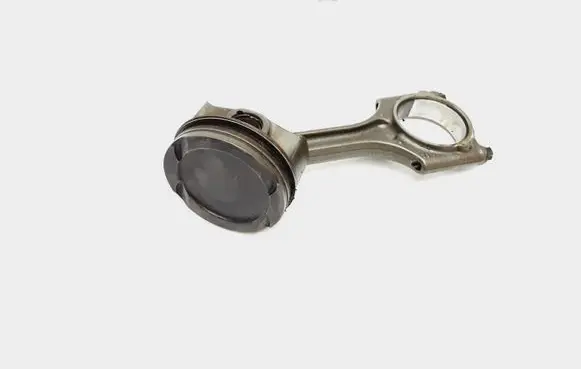 Volvo XC60 Piston with connecting rod