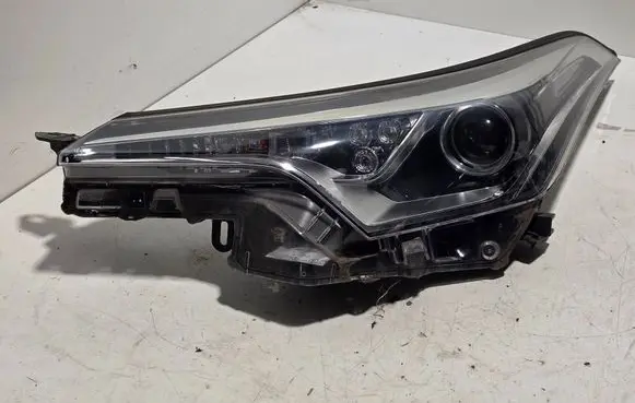 Toyota C-HR I Headlight/headlamp 81150F4031 17669F