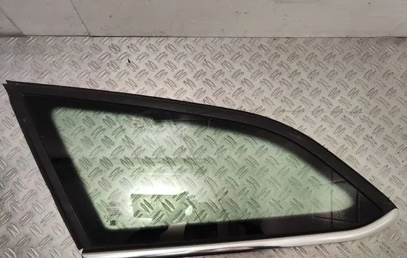 Ford Focus Rear side window BM51N297B01J 001582 43R001582
