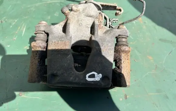 Renault Master II Rear brake caliper 7701206755 7701049981