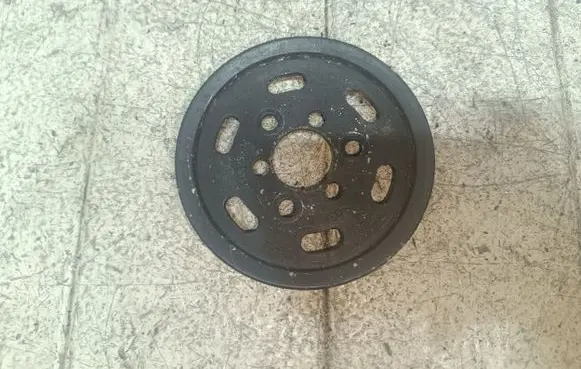 Volkswagen PASSAT B5.5 Power steering pump pulley 038145255D
