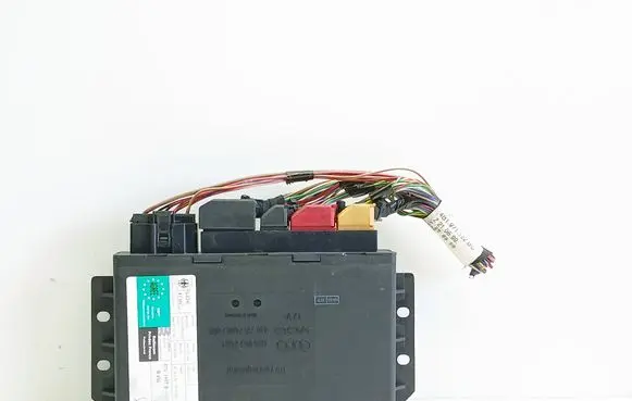 Audi A6 S6 C5 4B Comfort/convenience module 4B0962258E
