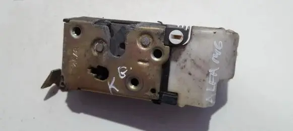 Alfa Romeo 145 - 146 Rear door lock 