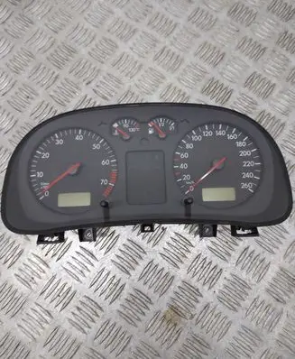 Volkswagen Golf IV Speedometer (instrument cluster) 0263618005