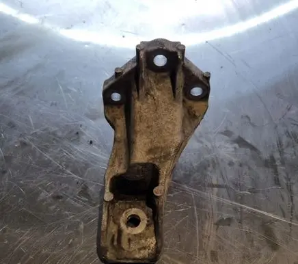 Land Rover Range Rover Sport L494 Engine mount vacuum valve CPLA-6061-CB