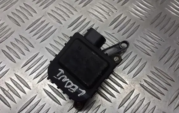 Seat Leon (1M) A/C air flow flap actuator/motor 1J1907511D
