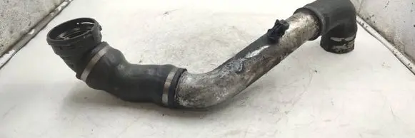 BMW 5 E60 E61 Intercooler hose/pipe 