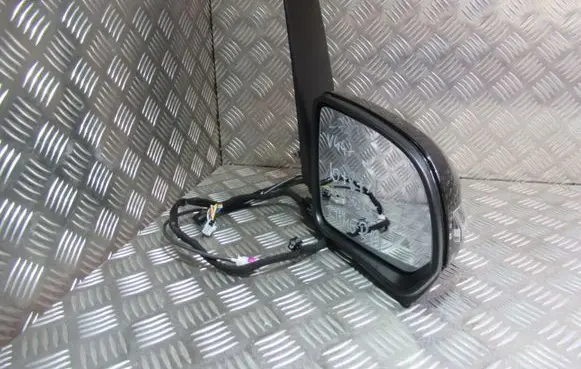 Mercedes-Benz Metris W447 Front door electric wing mirror 