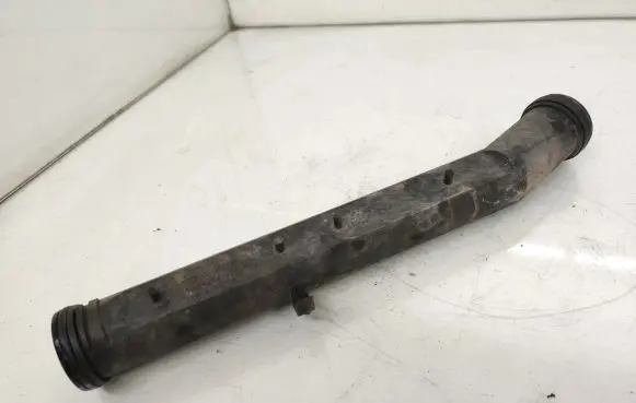 Seat Ibiza III (6L) Engine coolant pipe/hose 032121065F