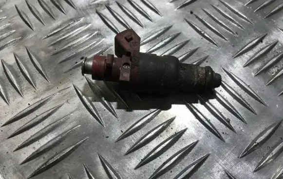 Mercedes-Benz E W210 Fuel injector 0000788523