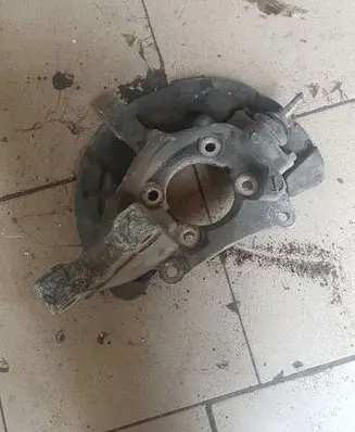 Volvo V70 Front wheel hub spindle knuckle