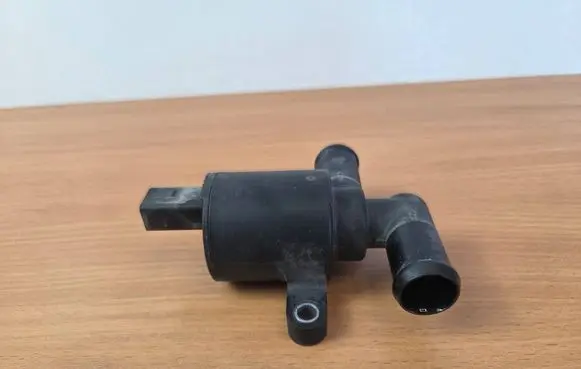 Audi A7 S7 4G Electric auxiliary coolant/water pump 4H0121671D