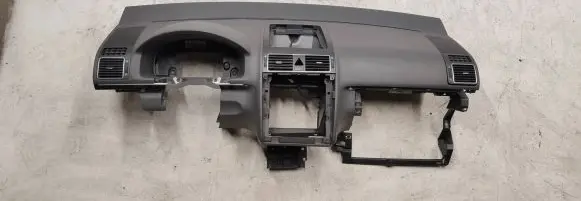 Volkswagen Touran II Dashboard 1t1857001
