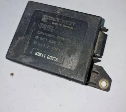 Mercedes-Benz C W202 Airbag control unit/module 0038200710 8851100873 841z1000