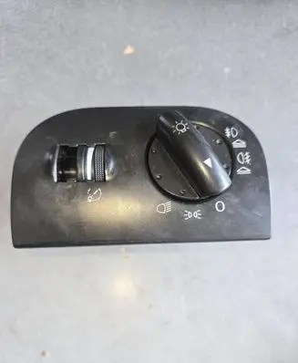 Light switch