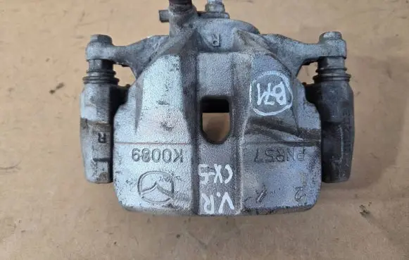 Mazda 6 Front brake caliper PNR57