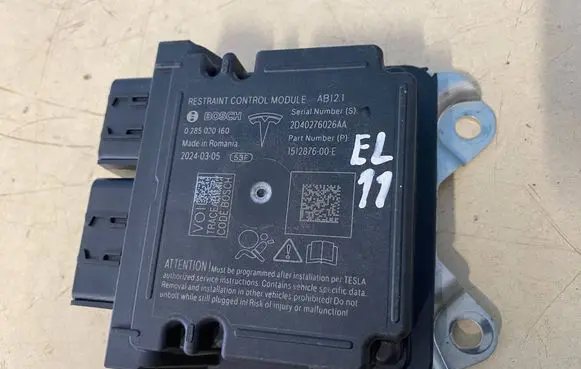 Tesla Model 3 Airbag control unit/module 151287600E
