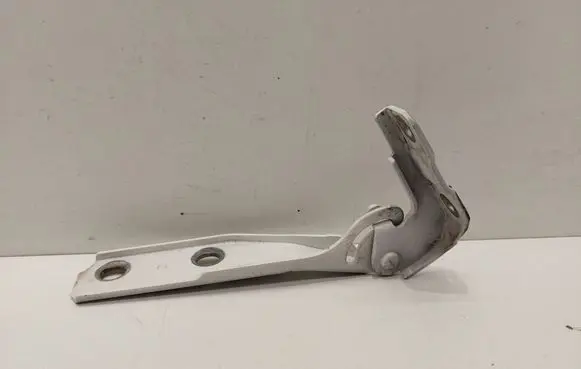 Audi A3 S3 8P Engine bonnet/hood hinges 8P0823301B