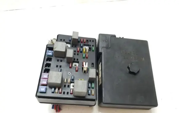 KIA Shuma Fuse box set 15366523
