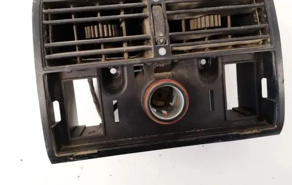 Audi A8 S8 D2 4D Dash center air vent grill 4d0819203b