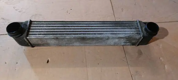 BMW 7 E38 Intercooler radiator 17512247359 PA66GF30