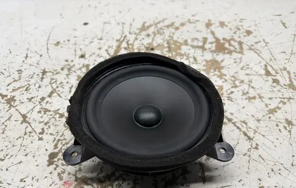 Volvo XC60 Rear door speaker 8676891