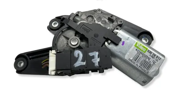 Mercedes-Benz C W204 Rear window wiper motor A2048202542