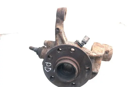 Volkswagen Transporter - Caravelle T5 Front wheel hub spindle knuckle 7H0258G