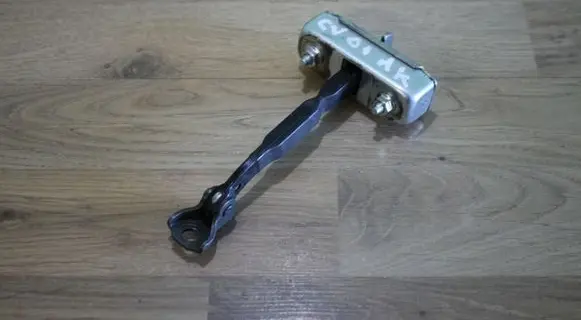 Toyota Corolla Verso AR10 Rear door check strap stopper