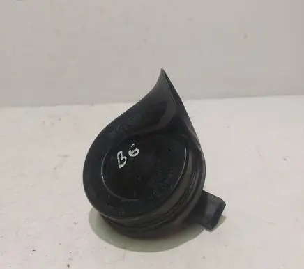 Volkswagen PASSAT B6 Horn signal A28657625