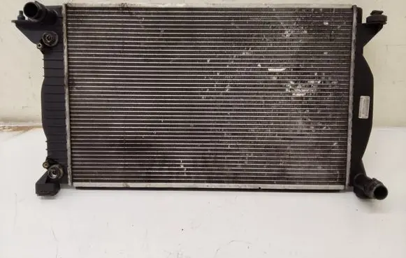 Audi A4 S4 B6 8E 8H Coolant radiator 8E0121251Q