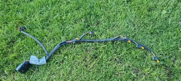 Lamborghini LP 610-4 Fuel injector wires 07L971627AD 3010603501