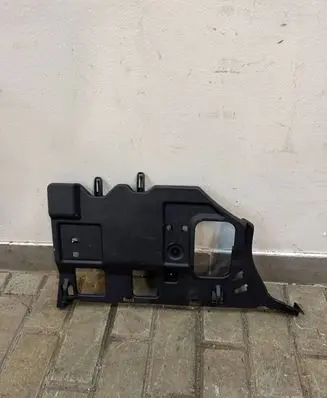 Dashboard lower bottom trim panel
