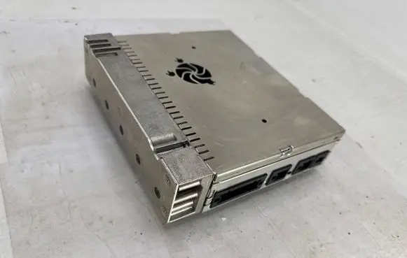 Mercedes-Benz CLS C219 Sound amplifier A2118704089 BE9005