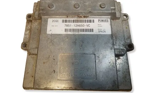 Ford Focus Engine control unit/module ECU 7M5112A650VC ESU411
