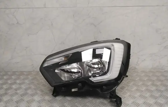 Renault Master III Headlight/headlamp 260607867R