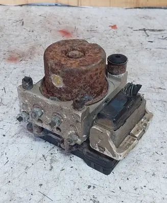Mazda 626 ABS Pump 4360765 20568469 1042A49G20A