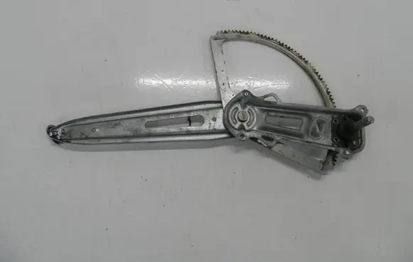 Opel Zafira A Rear door window regulator with motor 90579503