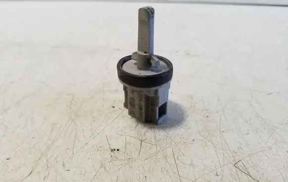 Audi Q3 8U Interior temperature sensor 1K0907543G
