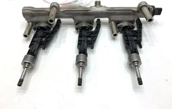 BMW X1 F48 F49 Fuel main line pipe 0261500437