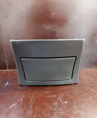 Mercedes-Benz E W211 Ashtray (rear) 